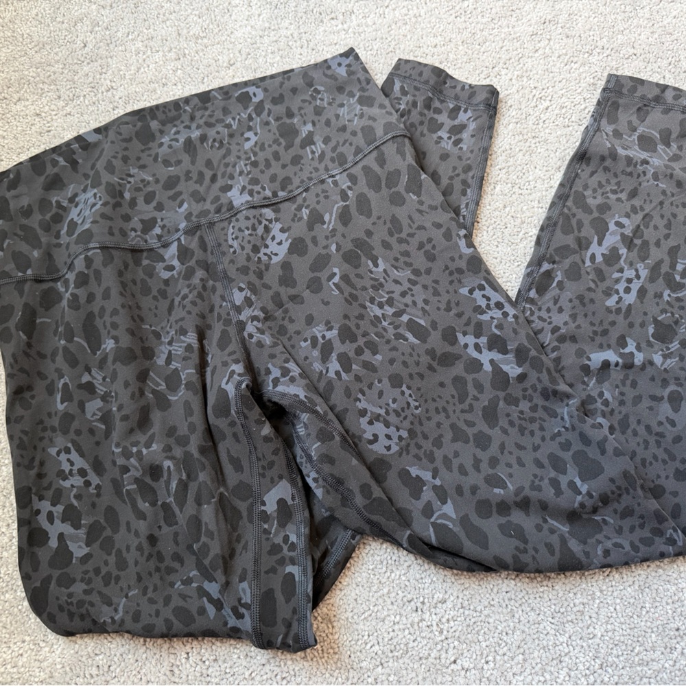 Gray Leopard Print Leggings